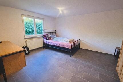 Neu renovierte 1,5-Zimmer-Wohnung - Berglen