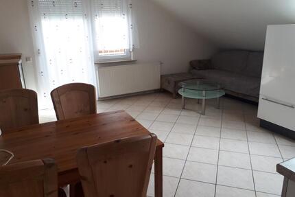 Dachgeschosswohnung - 630,00&nbsp;EUR Kaltmiete, ca.&nbsp; 40,00&nbsp;m&sup2; in Grenzach-Wyhlen (PLZ: 79639)