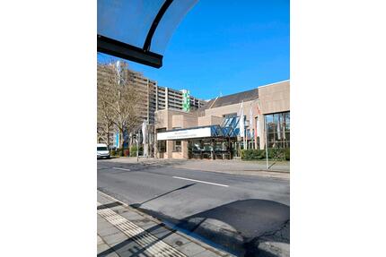 4 Zimmer Wohnung zu verkaufen in Neuss.0