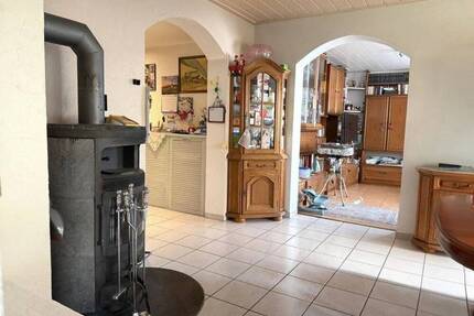 Großzügige 5-Zimmer Etagenwohnung mit Balkon und Blick ins Grüne in Bretten