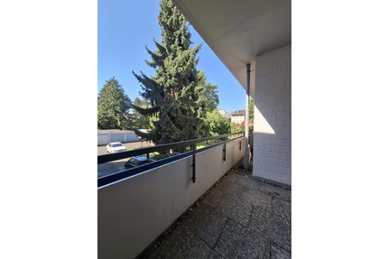 **Citynah! 2 Zimmerwohnung mit Balkon in unmittelbarer Nähe zum Rhein** - Bonn Beuel