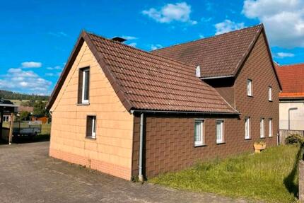 Haus im Harz Einfamilienhaus - 120.000,00&nbsp;EUR Kaufpreis, ca.&nbsp; 170,00&nbsp;m&sup2; in Bad Lauterberg im Harz (PLZ: 37431)