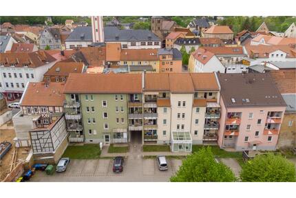 Barrierefreies Wohnen mit Aufzug im Zentrum von Weida! 3-Raum-Wohnung mit Balkon!
