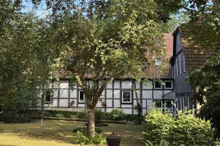 Wohnung zum Kaufen in Bielefeld 145.000,00 € 123 m²