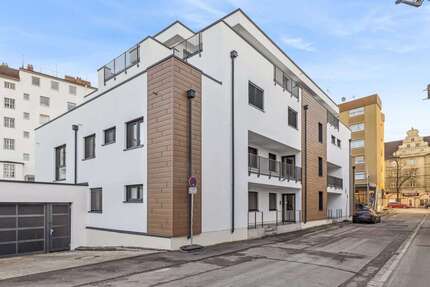 Wohnung zum Kaufen in Augsburg 650.000,00 € 117 m²