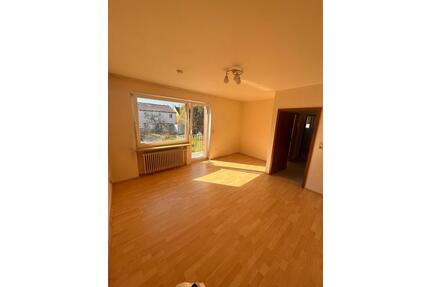 Helle 1 Zimmerwohnung mit Balkon in der Vahrer Str. - Bremen Hemelingen