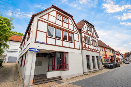 Haus zum Kaufen in Windecken-Nidderau 667.000,00 € 493 m²