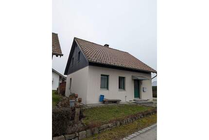 RESERVIERT! Eging am See: Kleines bezahlbares Häuschen. PROVISIONSFREI!