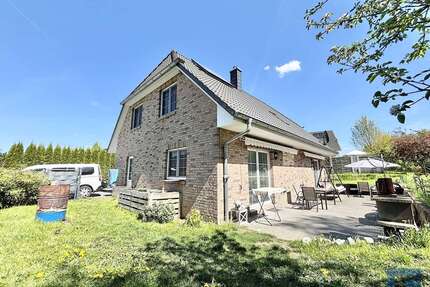 Haus zum Kaufen in Krummwisch 479.000,00 € 181 m²