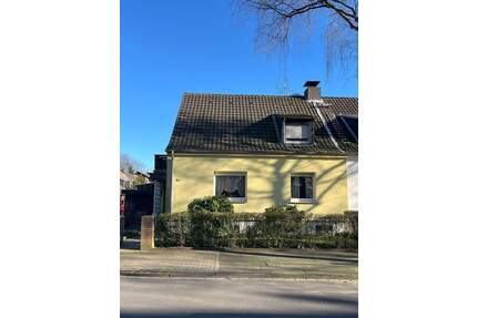 Attraktives Einfamilienhaus mit Einliegerwohnung und viel Potential --- ideal für Eigennutzer oder Mehrgenerationen!! - Oberhausen Osterfeld-West