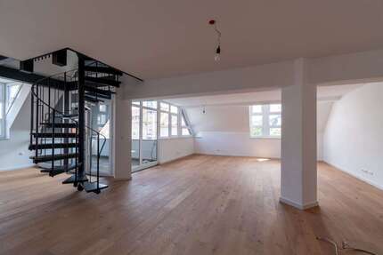 Wohnung zum Mieten in Stuttgart 1.500,00 € 123 m²