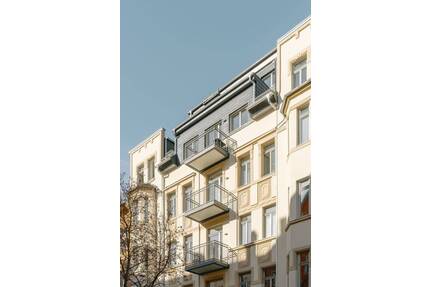 ERSTBEZUG NACH KERNSANIERUNG!!! - ENERGIEEFFIZIENZHAUS | 3 Zi Traumwohnung mit Balkon - Chemnitz Sonnenberg