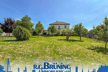 Bauplatz für Einfamilien-Mehrfamilienwohnhaus - Durbach