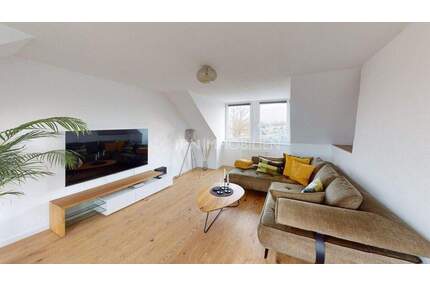 Lichtdurchflutete Dachgeschosswohnung mit Loft-Charakter - Rostock Dierkow-Neu