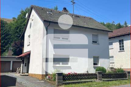 Haus zum Kaufen in Wilhelmsthal 180.000,00 € 120 m²
