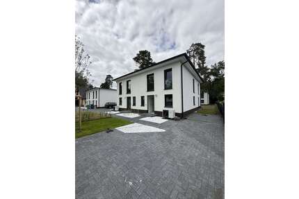 Haus zum Kaufen in Brandenburg - Blankenfelde-Mahlow 590.000,00 € 118 m²