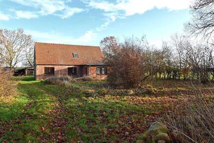 Einfamilienhaus in Alleinlage in Groß Behnkenhagen - Sundhagen