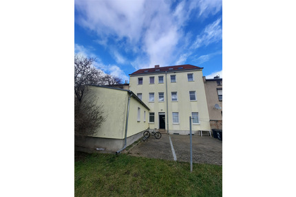 Bezugsfertige Single-Wohnung - 260,00&nbsp;EUR Kaltmiete, ca.&nbsp; 41,90&nbsp;m&sup2; in Güsten (PLZ: 39439)