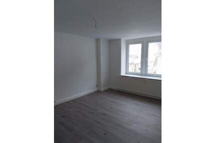 Frisch renovierte - 2-Raum-Wohnung im 2. OG - Olbernhau