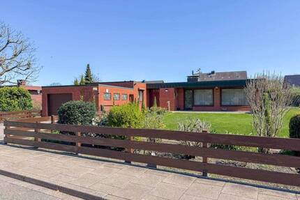 Wohnen in ruhiger Sackgassenlage - großzügiger Bungalow mit Gartenidylle in Kaltenkirchen