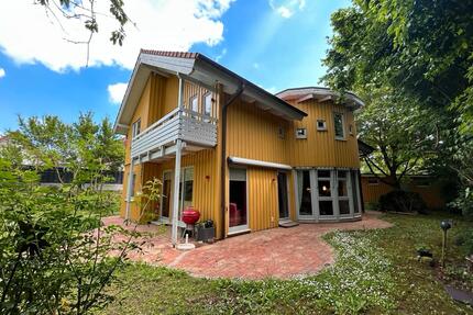Individuelles Niedrigenergiesparhaus zu verkaufen - Blumenthal
