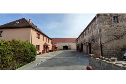 Mehrfamilienhaus, Einfamilienhaus, Ferienhaus, Ferienwohnung - Göda