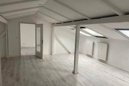 92qm2 Wohnung in Süderbrarup - 600,00&nbsp;EUR Kaltmiete, ca.&nbsp; 92,00&nbsp;m&sup2; in Süderbrarup (PLZ: 24392)