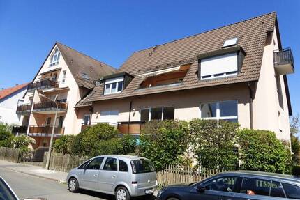 ENTSPANNUNG PUR! Moderne, pfiffige 3-Zimmer-Wohnung (Bj. 1994, 1. OG, Laubengang, Lift) mit Wannenbad, Gäste-WC, Balkon in Toplage nähe Tiergarten. - Nürnberg Zerzabelshof