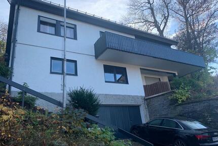 Einfamilienhaus mit Einliegerwohnung - Schmallenberg