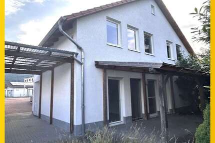 Haus zum Kaufen in Reinhardshagen 247.000,00 € 130.88 m²