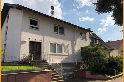 DAS BESONDERE MIT VIEL PLATZ! KEINE KÄUFERPROVISION! - Frielendorf / Leimsfeld Spieskappel