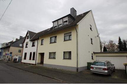 Großes 3-Familienhaus 350 m² Wohnfläche Wintergarten 830 m² Grundstück erzielbare Miete 44.000 EUR +NK - Troisdorf Sieglar
