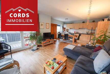 Repräsentative Etagenwohnung mit Balkon und Stellplatz - Lübeck St. Lorenz Nord