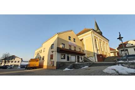 Haus zum Kaufen in Simbach bei Landau 185.000,00 € 177 m²