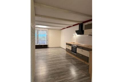 Alltagstaugliche 2-Zimmer-Wohnung in Schöfweg