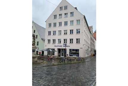 Wohnung zum Mieten in Augsburg 1.260,00 € 90 m²