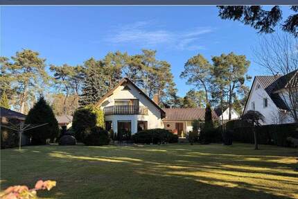Einfamilienhaus mit Seezugang, Kamin und großem Grundstück in Kagel (Grünheide) - Grünheide (Mark)