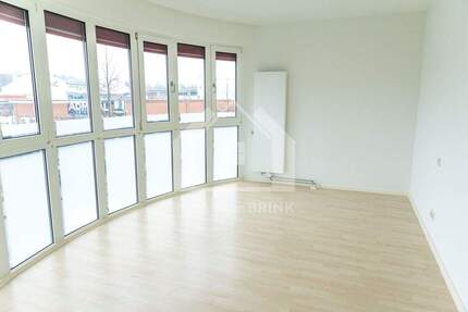 Schnuckelige, helle 2-Zimmer Wohnung, seniorengeeignet, mit TG-Platz und drei Außenstellplätzen - Langenzenn