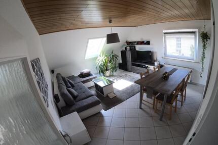 Helle DG Wohnung, 3 ZKB in ruhiger Lage in Klein-Winternheim - Ober-Olm