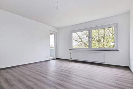 Modernisiert und stilvoll: Renovierte 3-Zimmer-Wohnung mit Loggia - Obernkirchen