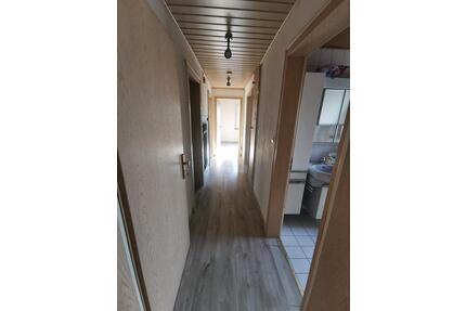 3 Zimmer Wohnung in Murrhardt mit Balkon und Garage