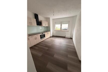 Trier Kürenz 2ZKB Wohnung - 900,00&nbsp;EUR Kaltmiete, ca.&nbsp; 78,00&nbsp;m&sup2; in Trier (PLZ: 54295) Kürenz