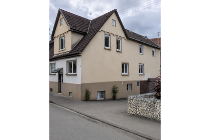 Haus zum Kaufen in Oberboihingen 630.000,00 € 210 m²