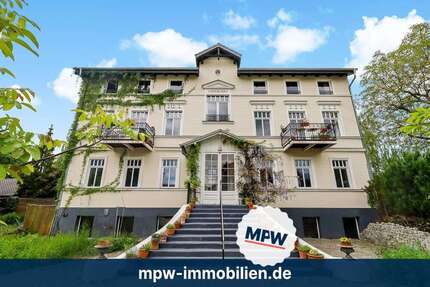 Haus zum Kaufen in Berlin 1.197.000,00 € 300 m²