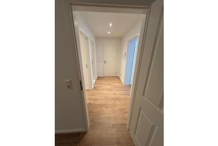 **Modern sanierte 2-Zimmer-Wohnung in zentraler Lage** - Wuppertal Arrenberg