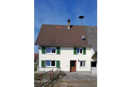 Bauernhaus zu vermieten - 1.350,00&nbsp;EUR Kaltmiete, ca.&nbsp; 150,00&nbsp;m&sup2; in Fronreute (PLZ: 88273)