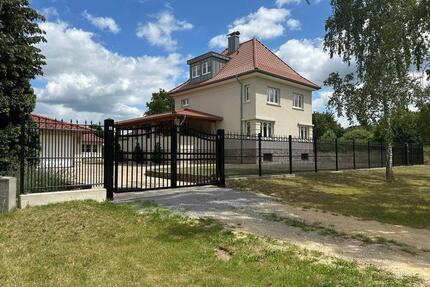Großzügiges Einfamilienhaus | PROVISIONSFREI - Lage
