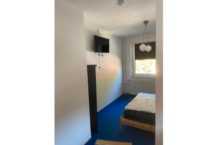 Möbliertes Haus für 12 Personen inklusive Nebenkosten - Steinbach-Hallenberg