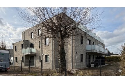 Wohnung zum Mieten in Bremerhaven 1.030,00 € 82.5 m²