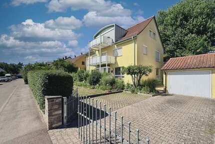Haus zum Kaufen in Stuttgart 950.000,00 € 250 m²